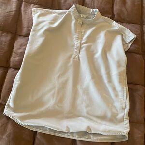 XS Figs Rafaela Oversized Scrub Top: cement